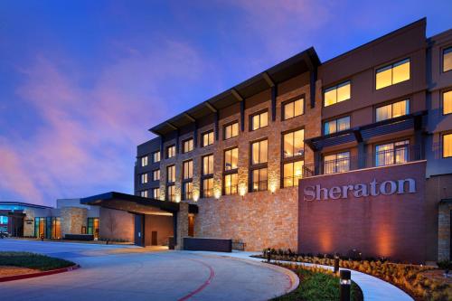 Фотография гостиницы Sheraton McKinney
