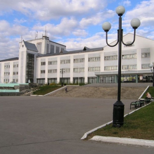 Фотография домов культуры Лысьвенский культурно-деловой центр