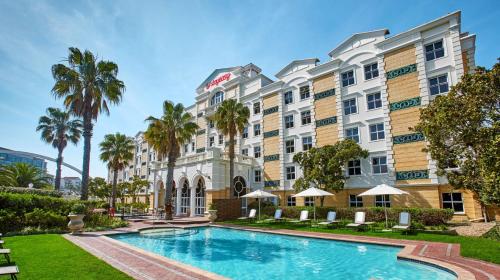 Фотография гостиницы StayEasy Century City