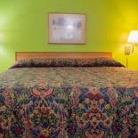 Фотография гостиницы Carla Inn & Suites Roanoke Airport