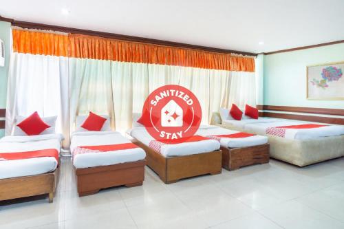 Фотография гостиницы Vaccinated Staff - OYO 166 Maanyag Pension House