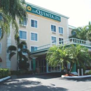 Фотографии гостиницы 
            La Quinta by Wyndham Sunrise Sawgrass Mills