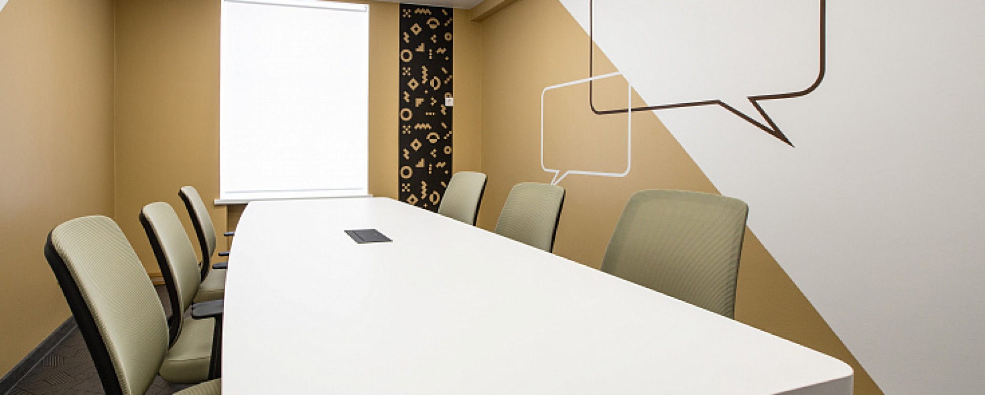 Фотографии комнаты для переговоров Мой бизнес на 6 человек