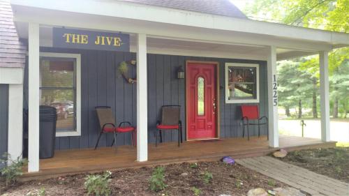 Фотографии гостевого дома
Christophers Riverside Cabin