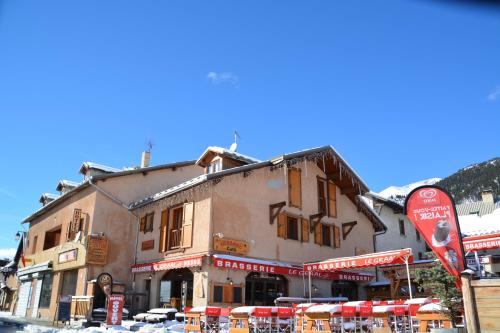 Фотография гостиницы Hôtel Alpis Cottia