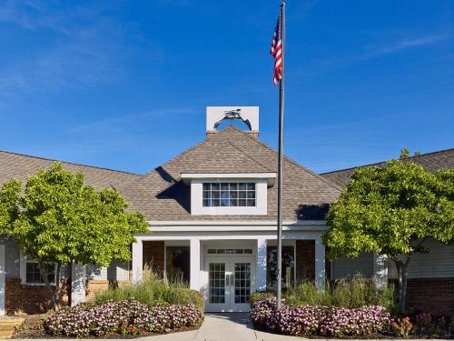 Фотография гостиницы Sonesta ES Suites Cincinnati - Sharonville East