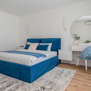 Фотография квартиры NeVotele (НеВотеле) на улице Радищева 31