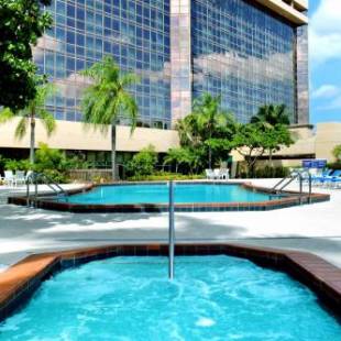 Фотографии гостиницы 
            DoubleTree by Hilton Hotel Miami Airport & Convention Center