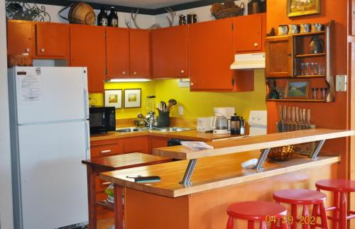 Фотографии гостевого дома
Mammoth Ski & Racquet Club #54