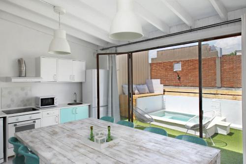 Фотография гостевого дома Fridays Flats Casa Azul, Villa with Pool