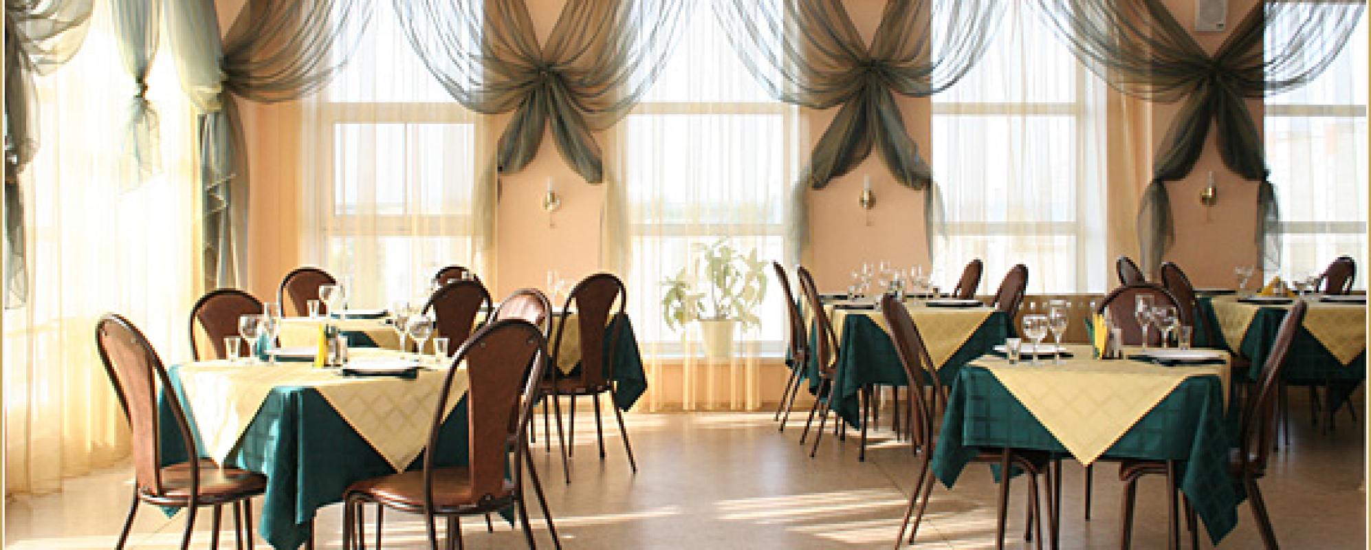 Фотографии банкетного зала Зал кафе Диана