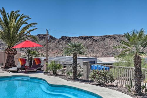 Фотография гостевого дома Lake Havasu Home with Heated Pool, Spa and Mtn Views!