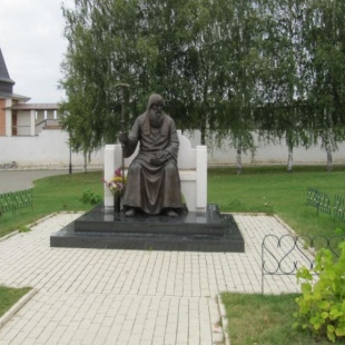 Фотография памятника Памятник Патриарху Иову