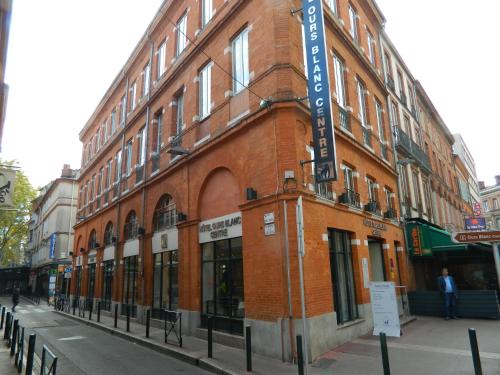 Фотография гостиницы Hotel Ours Blanc - Centre