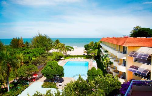 Фотография гостиницы Centra by Centara Cha Am Beach Resort Hua Hin SHA Plus