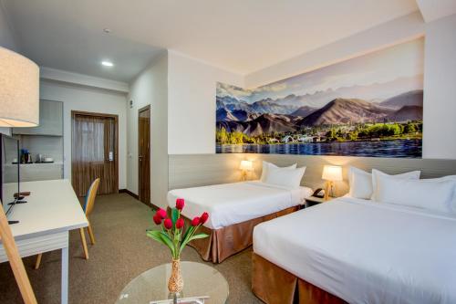 Фотографии гостиницы 
            Bridges