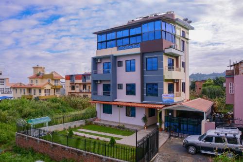Фотография гостиницы Hotel Golden Three
