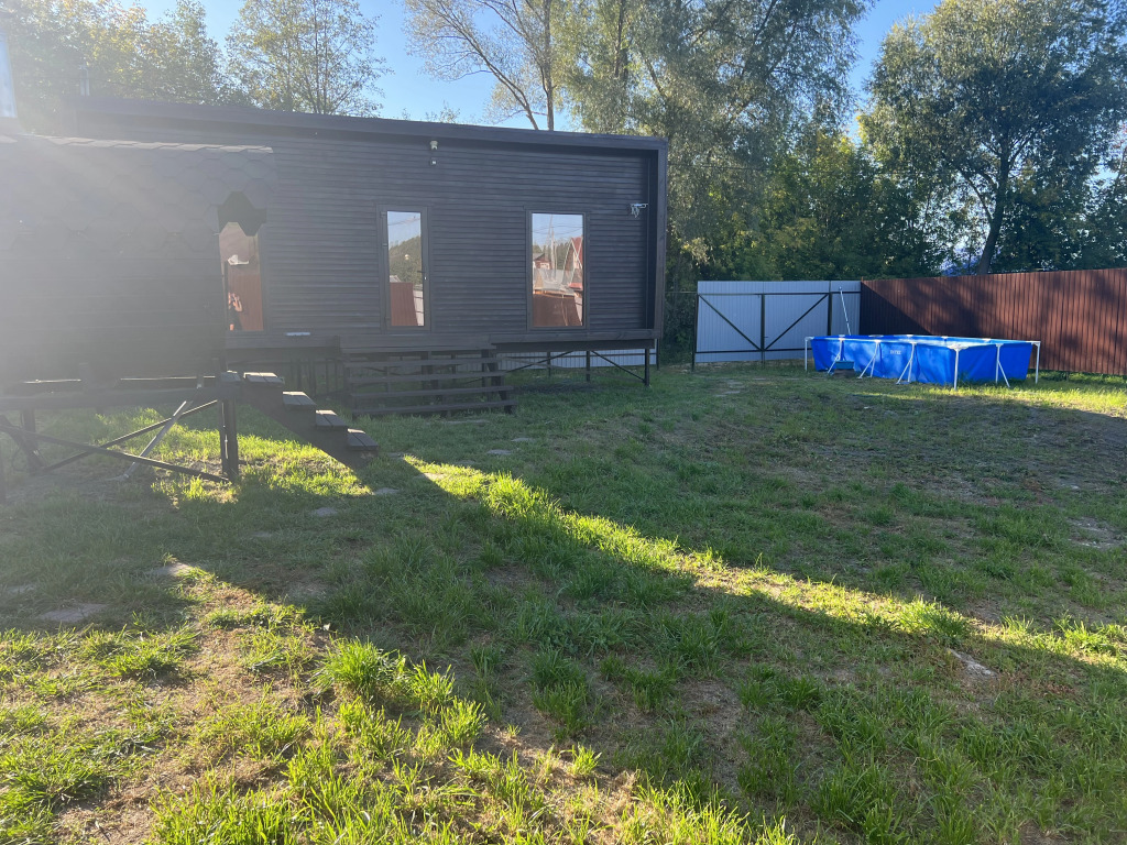 Фотография Коттеджа Частный дом Уютный дом на берегу реки