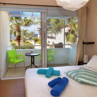 Фотографии гостевого дома 
            Iason Seaview home in Latchi