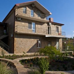 Фотография мини отеля У Старого Абрикоса