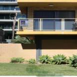 Фотография гостевого дома Hibiscus Court 1 - Forster Main Beach!