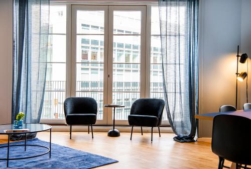 Фотография апарт отеля By the Lakes apartments - Into This Place