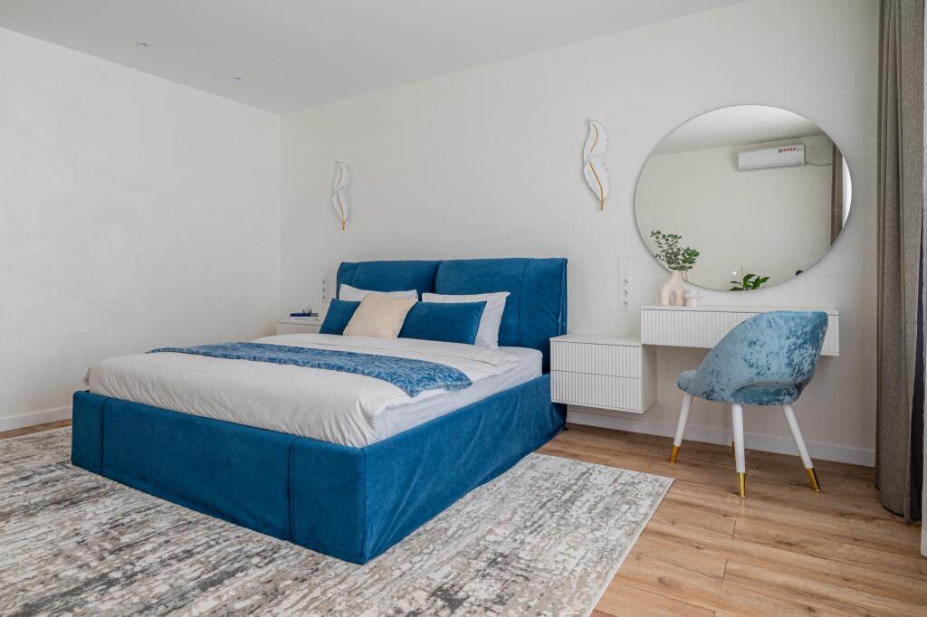 Фотография квартиры NeVotele (НеВотеле) на улице Радищева 31