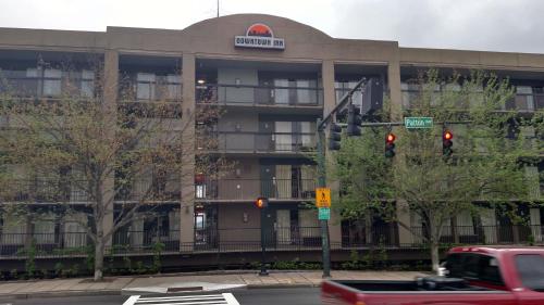 Фотография мотеля Downtown Inn