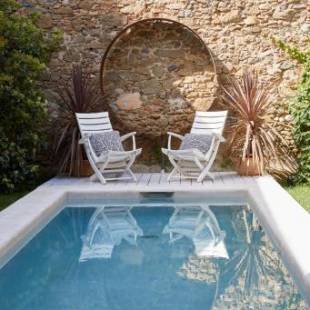 Фотографии гостевого дома 
            Llimona Suites - Adults Only