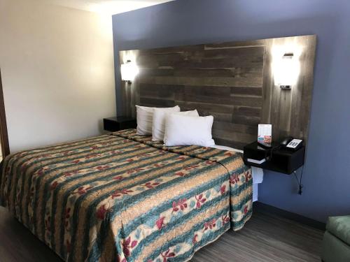 Фотография гостиницы Days Inn by Wyndham Knoxville North