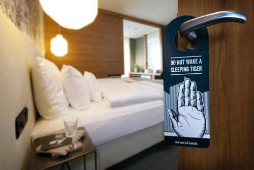 Фотография гостиницы me and all hotel düsseldorf