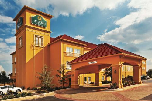 Фотография гостиницы La Quinta by Wyndham Shawnee