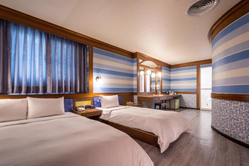 Фотография гостиницы Golden Phoenix Hotel