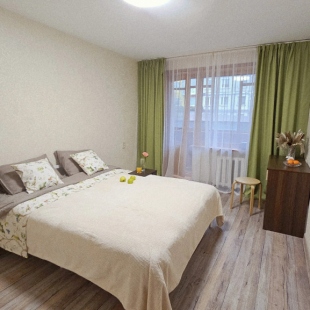 Фотография квартиры Квартира Уютная двухкомнатная в центре инфраструктуры города