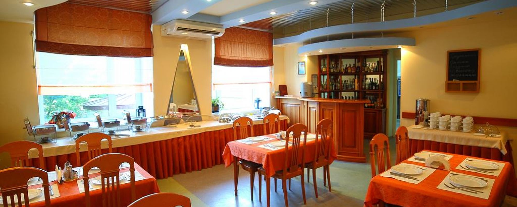 Фотографии банкетного зала Октябрьская