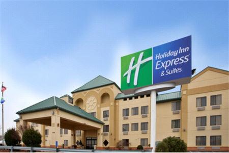 Фотография гостиницы Holiday Inn Express Hotel & Suites Fenton/I-44, an IHG Hotel