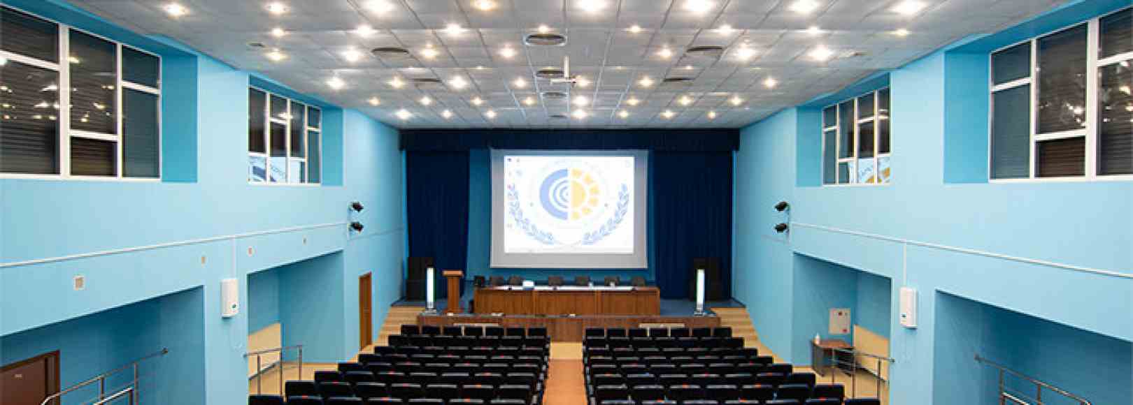 Фотография конференц-зала Голубая речка