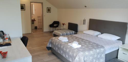 Фотография гостиницы KE-TO Zagreb Airport Rooms