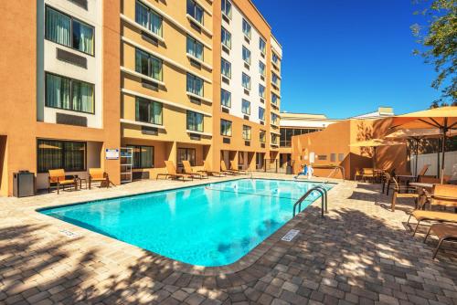 Фотография гостиницы Courtyard by Marriott Charlotte Airport/Billy Graham Parkway