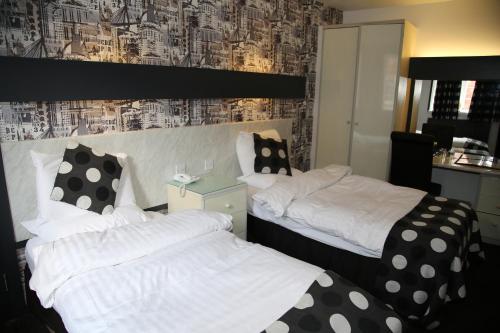 Фотография гостиницы Inn On The Prom At The Fernlea Hotel