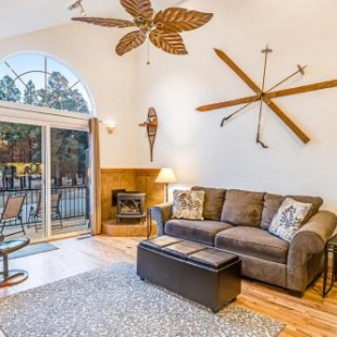 Фотография гостевого дома The Lakeview Escape