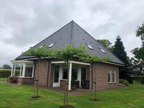 Фотография гостевого дома Tranquil Holiday Home in Balkbrug with Garden