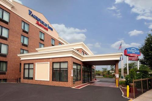 Фотография гостиницы Fairfield Inn by Marriott JFK Airport