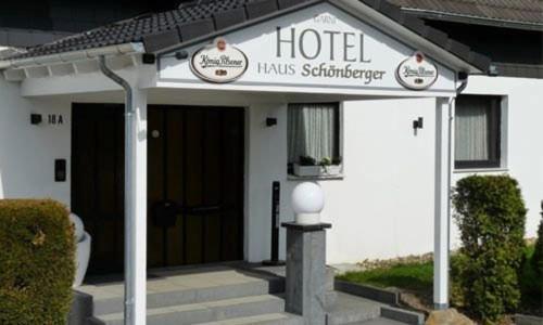 Фотография гостиницы Hotel Garni Haus Schönberger
