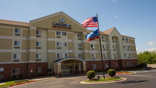 Фотография гостиницы Candlewood Suites Joplin, an IHG Hotel