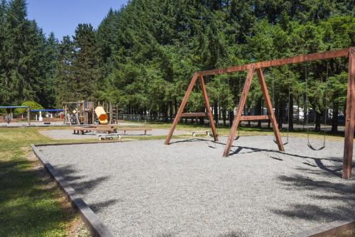 Фотография гостевого дома Thunderbird Studio Cabin 3