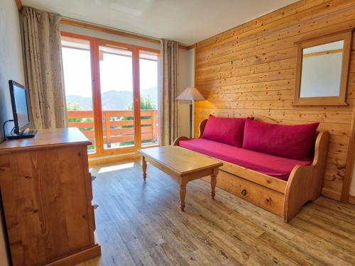 Фотография гостевого дома Appartement Notre-Dame-de-Bellecombe, 3 pièces, 6 personnes - FR-1-505-96