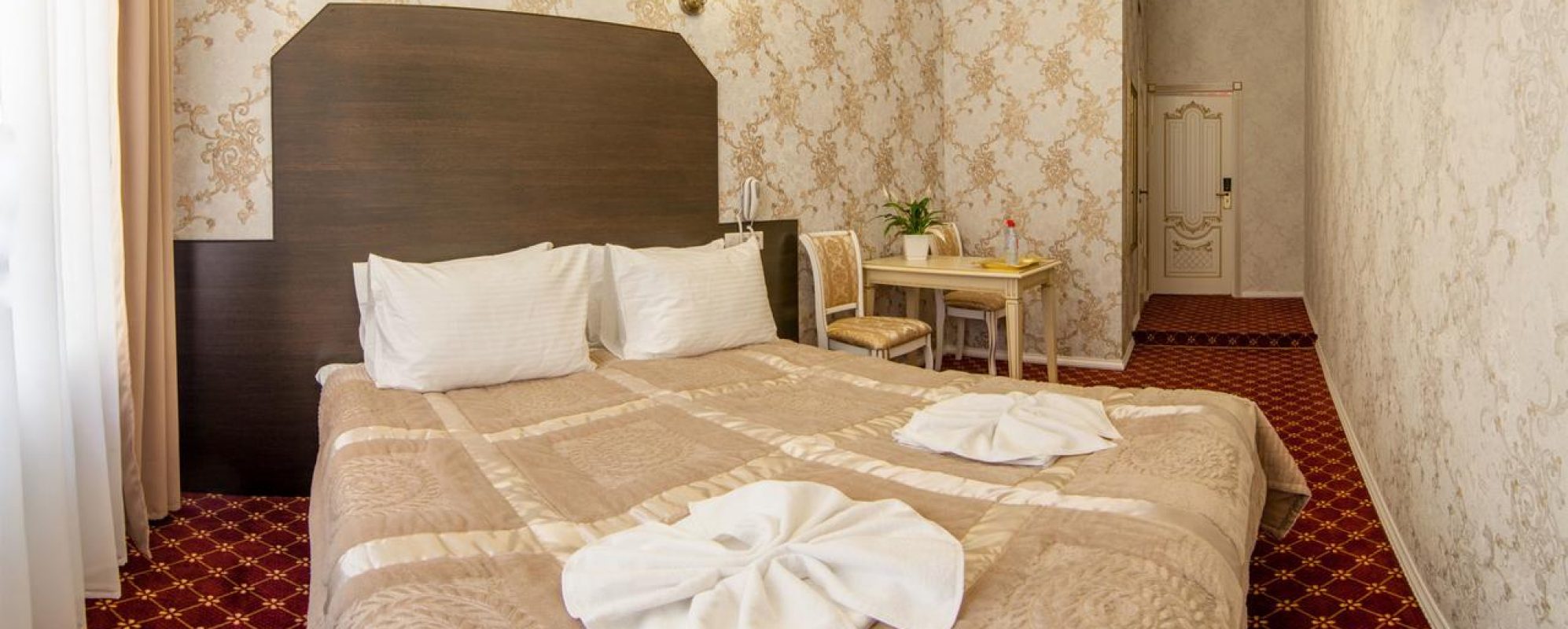 Фотографии Жилье посуточно
Гранд на Кронверкском