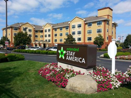 Фотография гостиницы Extended Stay America Suites - New York City - LaGuardia Airport