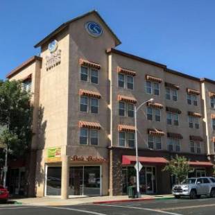 Фотографии гостиницы
Comfort Suites Visalia Convention Center